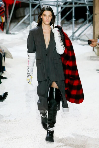 Look 41